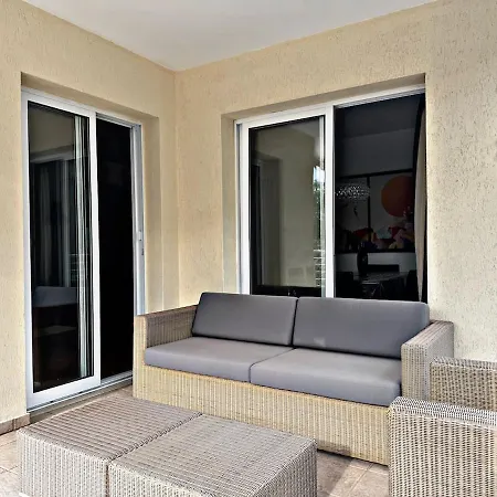 شقة Charm Flat In The Heart Of The Center - Balcony & View نيقوسيا