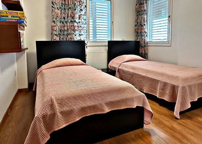 Appartement Charm Flat In The Heart Of The Center - Balcony & View