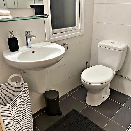 Charm Flat In The Heart Of The Center - Balcony & View Lägenhet *